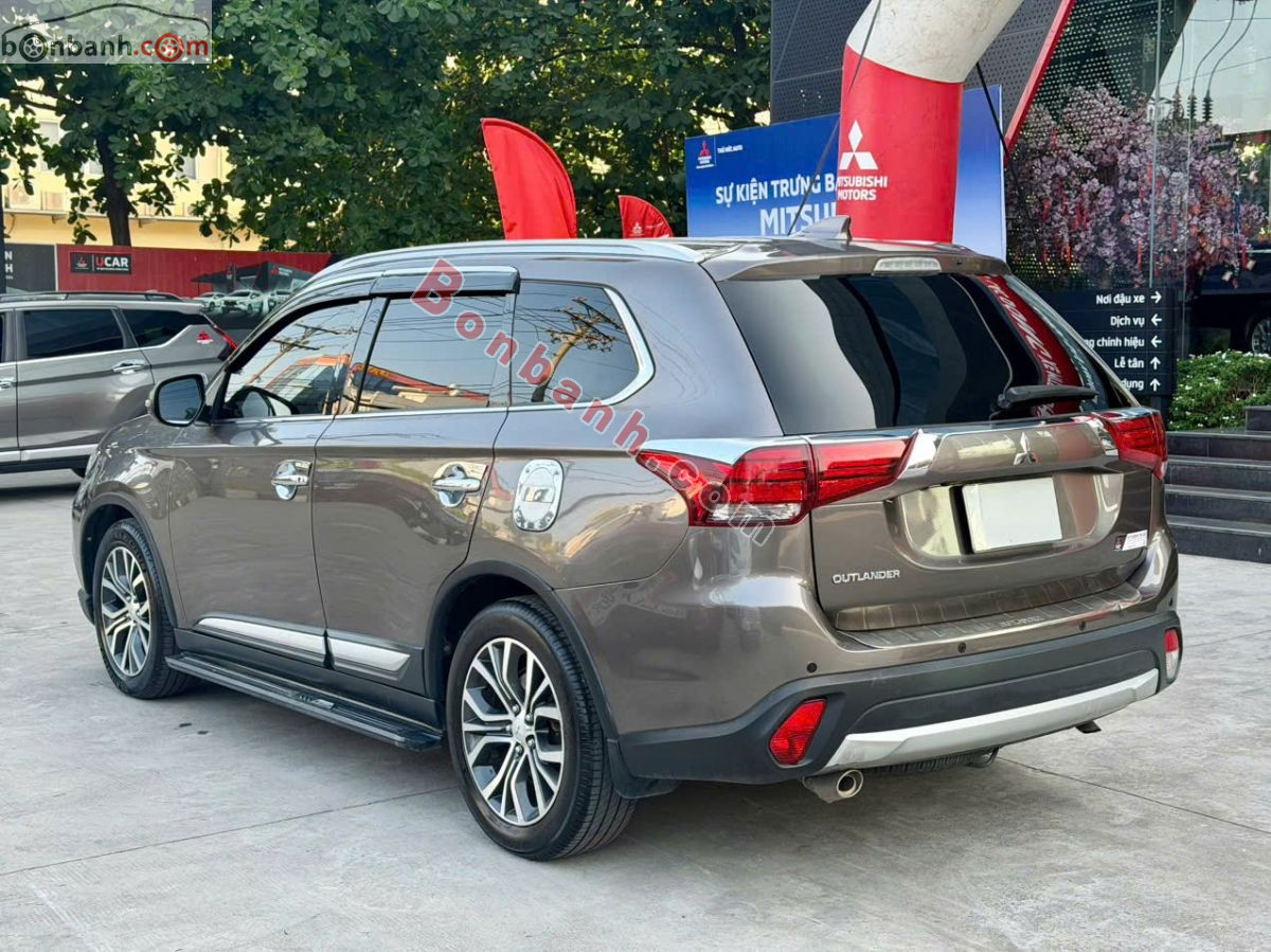 Bán ô tô Mitsubishi Outlander 2.0 CVT Premium - 2018 - xe cũ