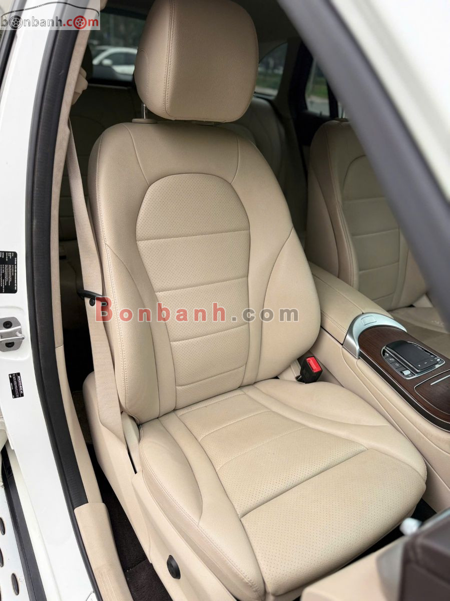 Bán ô tô Mercedes Benz GLC 200 4Matic - 2022 - xe cũ