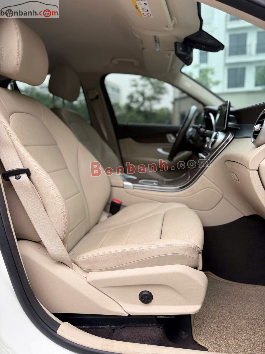 Bán ô tô Mercedes Benz GLC 200 4Matic - 2022 - xe cũ