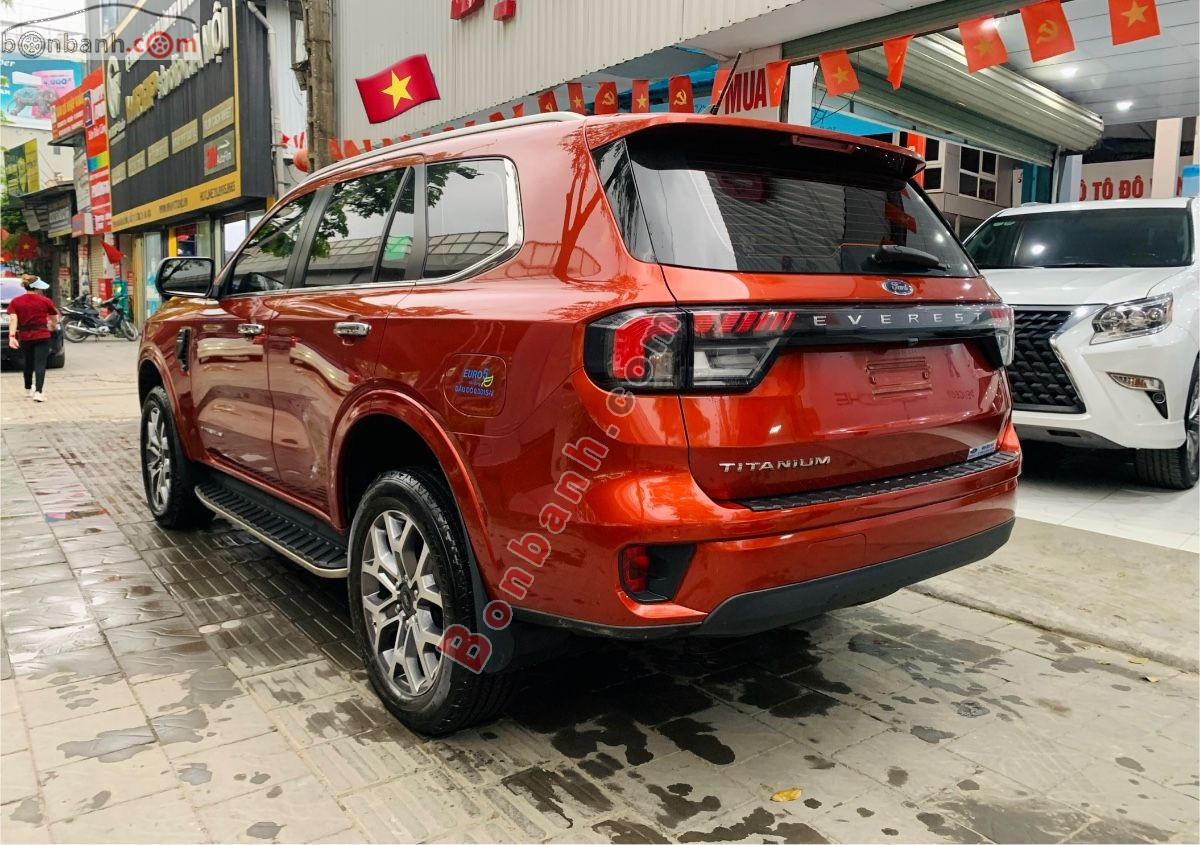 Bán ô tô Ford Everest Titanium 2.0L 4x2 AT - 2023 - xe cũ