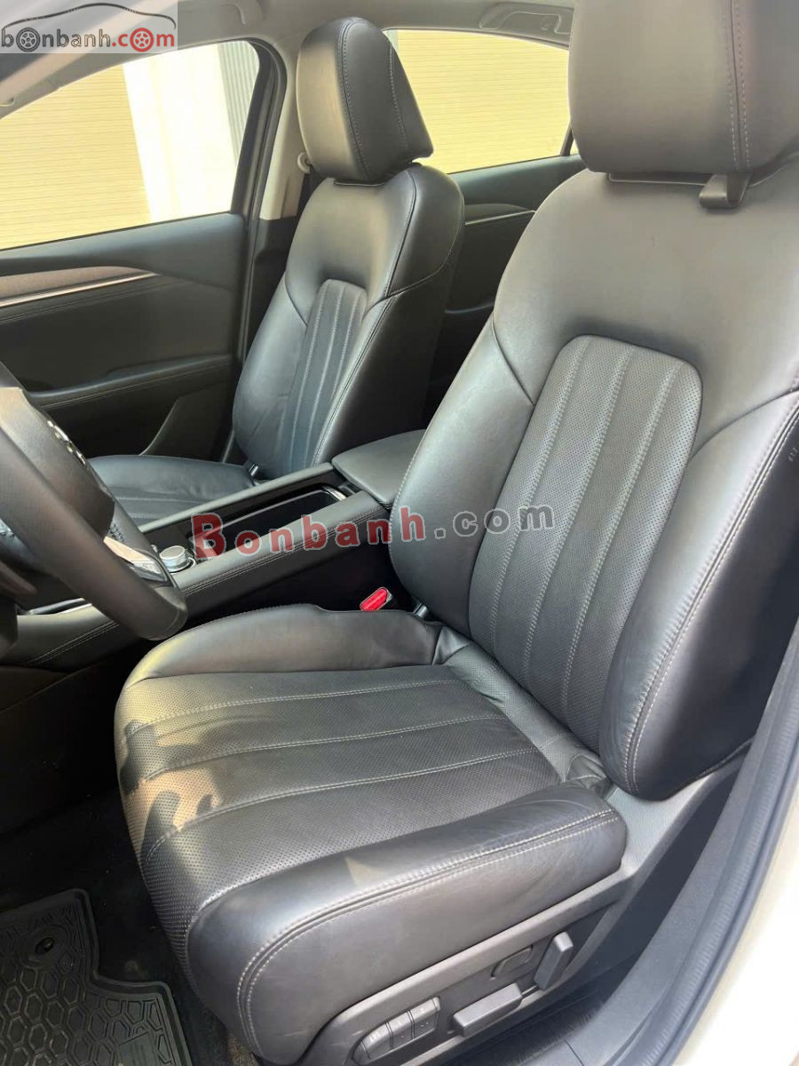 Bán ô tô Mazda 6 Premium 2.0 AT - 2022 - xe cũ