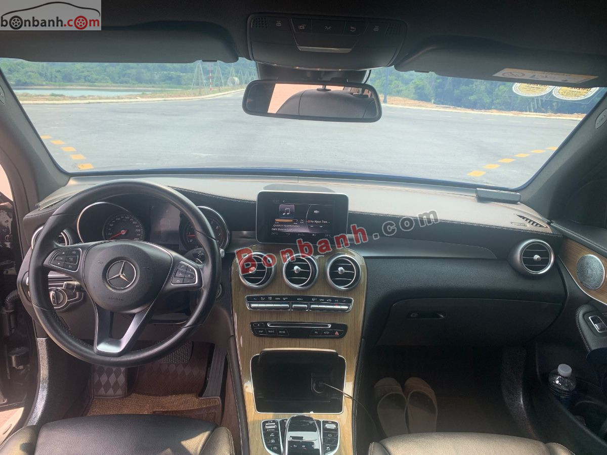 Bán ô tô Mercedes Benz GLC 250 4Matic - 2018 - xe cũ