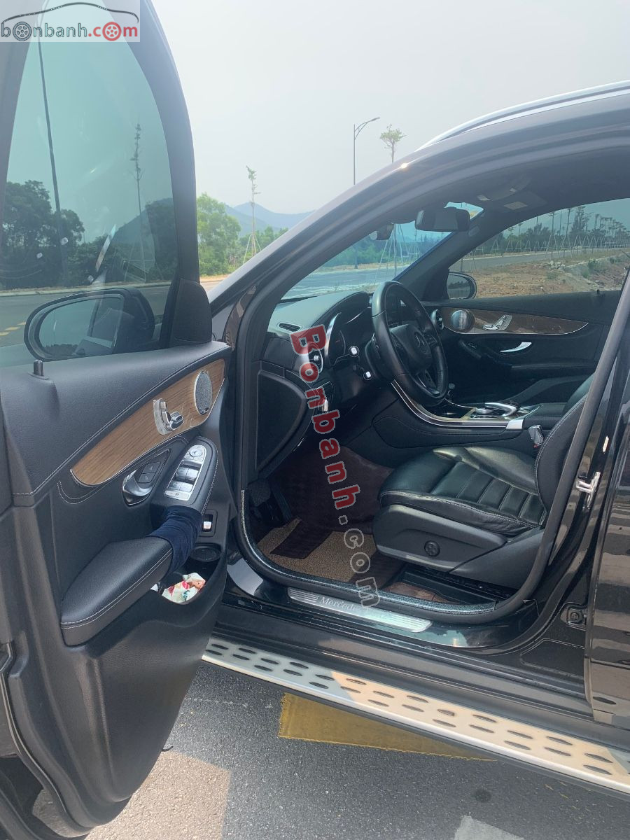 Bán ô tô Mercedes Benz GLC 250 4Matic - 2018 - xe cũ