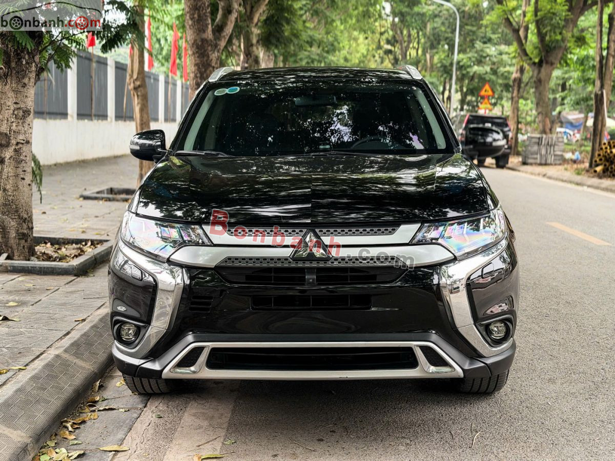 Bán ô tô Mitsubishi Outlander Premium 2.0 CVT - 2021 - xe cũ