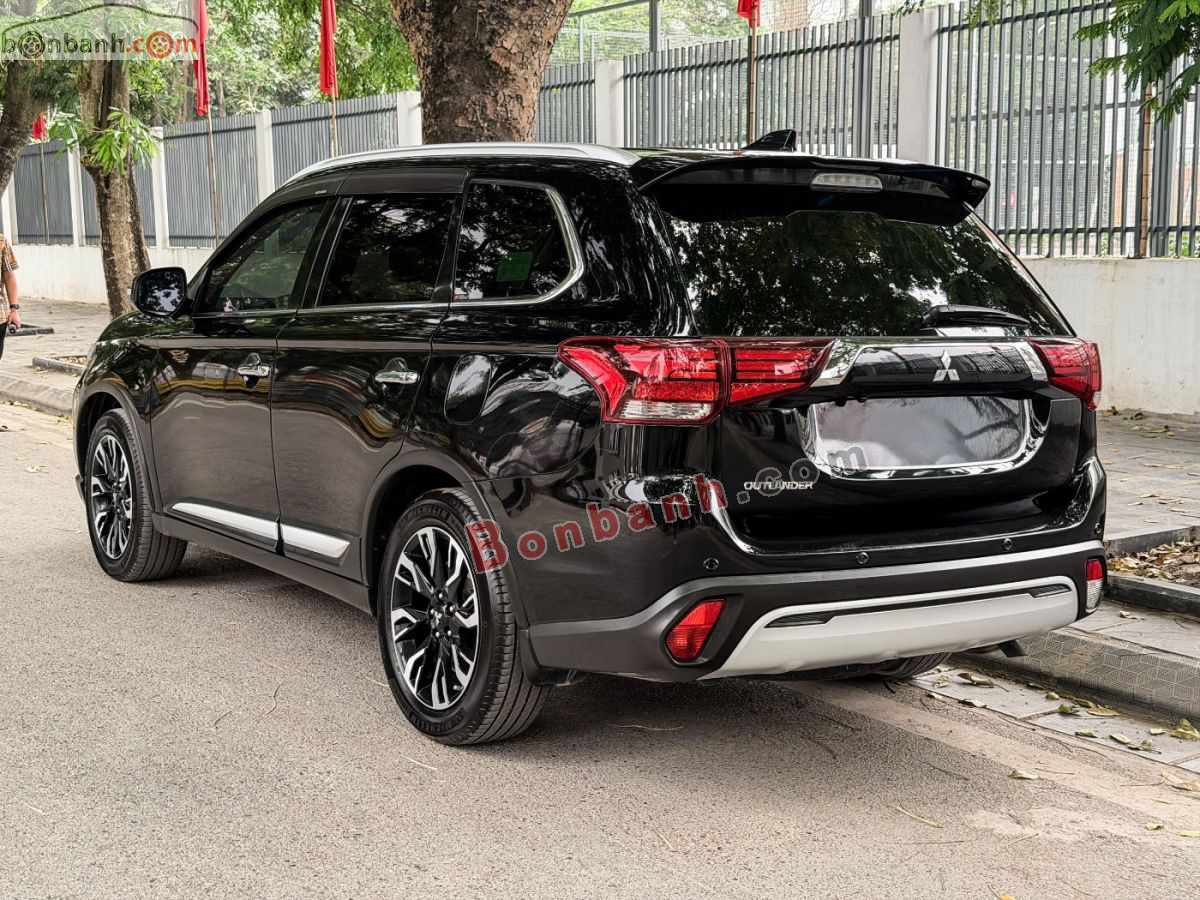 Bán ô tô Mitsubishi Outlander Premium 2.0 CVT - 2021 - xe cũ