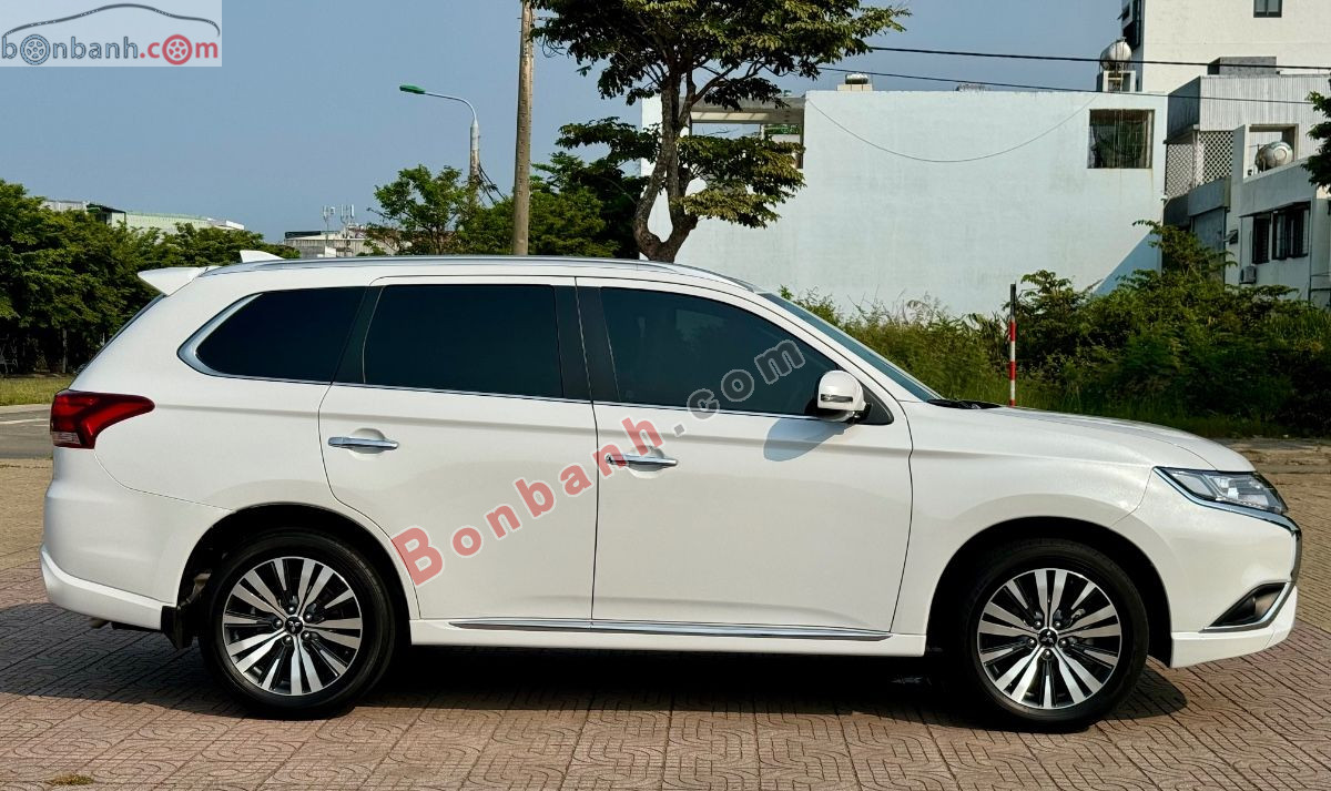 Bán ô tô Mitsubishi Outlander 2.0 CVT - 2022 - xe cũ