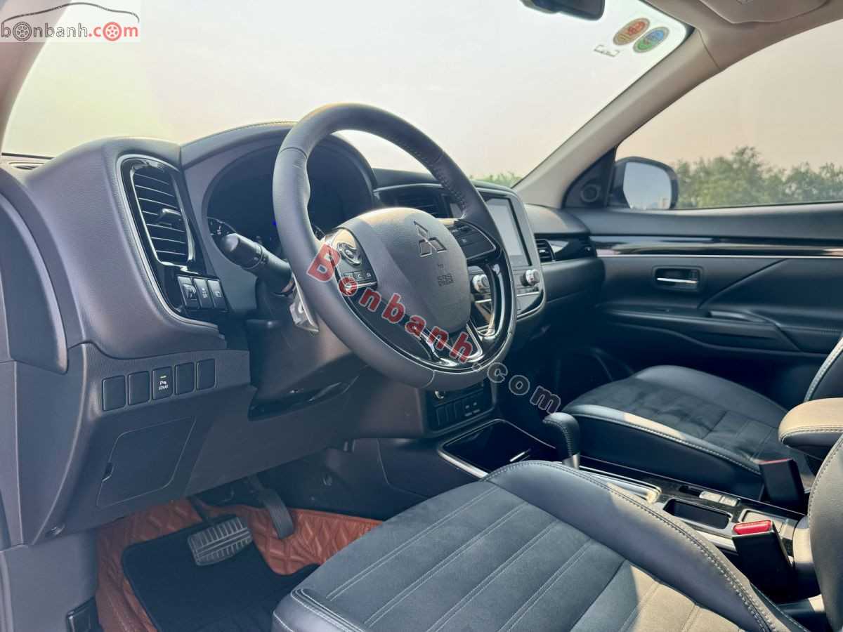 Bán ô tô Mitsubishi Outlander 2.0 CVT - 2022 - xe cũ