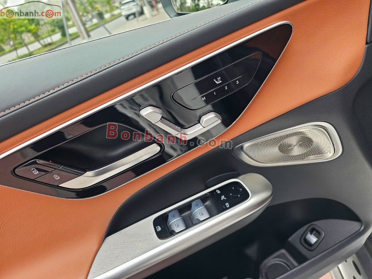 Bán ô tô Mercedes Benz GLC 300 4Matic - 2023 - xe cũ