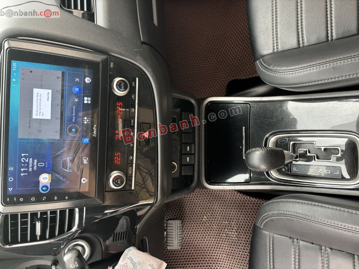 Bán ô tô Mitsubishi Outlander 2.0 CVT - 2022 - xe cũ