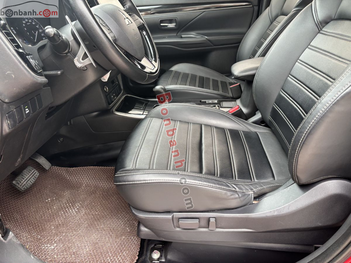 Bán ô tô Mitsubishi Outlander 2.0 CVT - 2022 - xe cũ