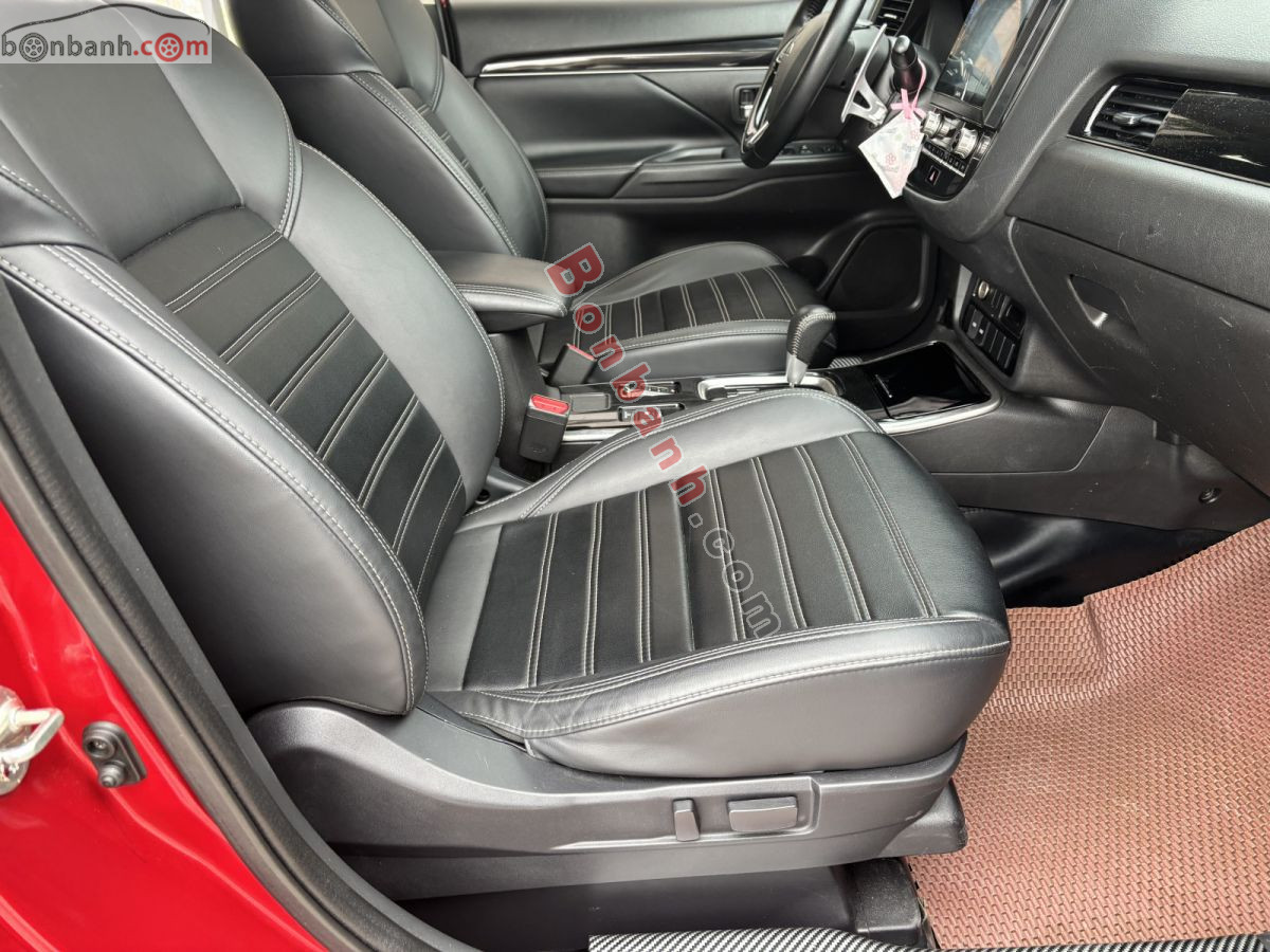 Bán ô tô Mitsubishi Outlander 2.0 CVT - 2022 - xe cũ