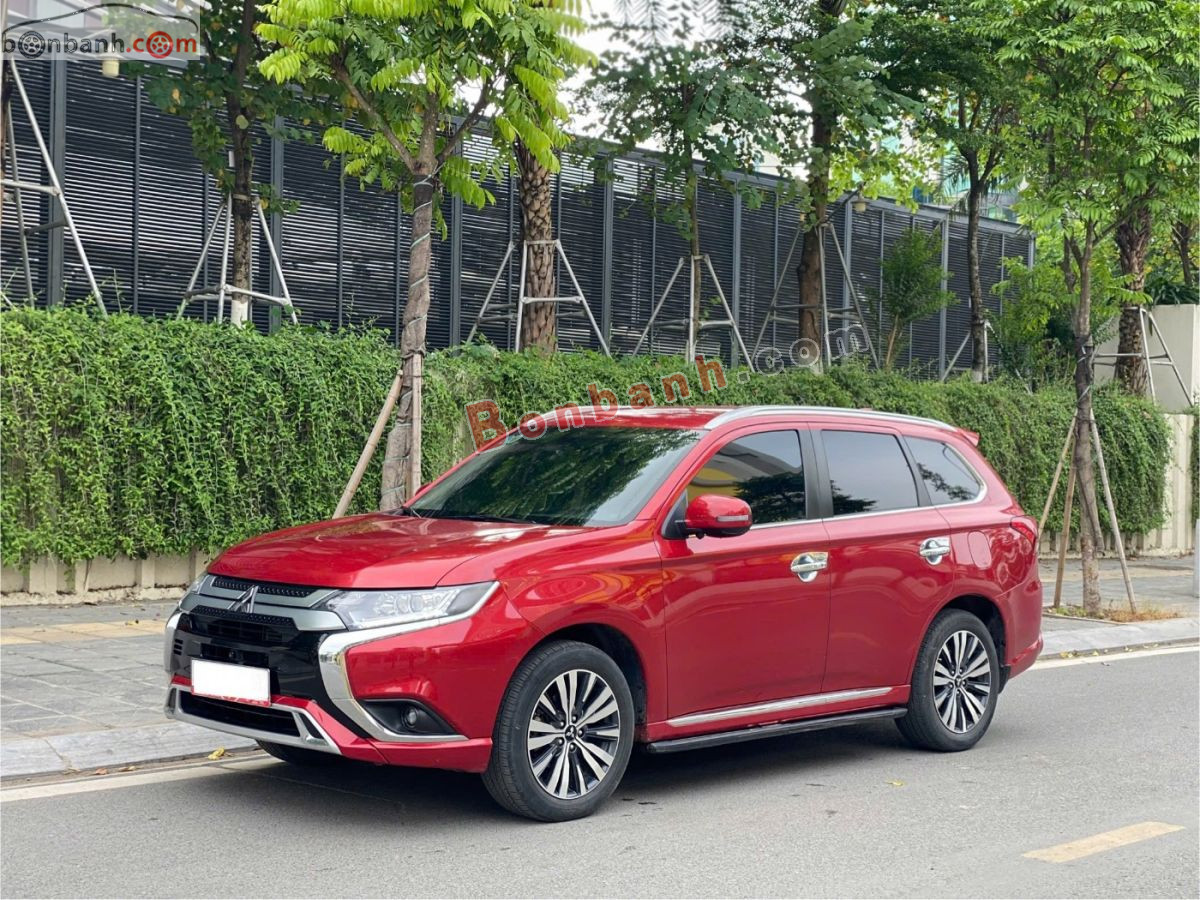 Bán ô tô Mitsubishi Outlander 2.0 CVT - 2022 - xe cũ