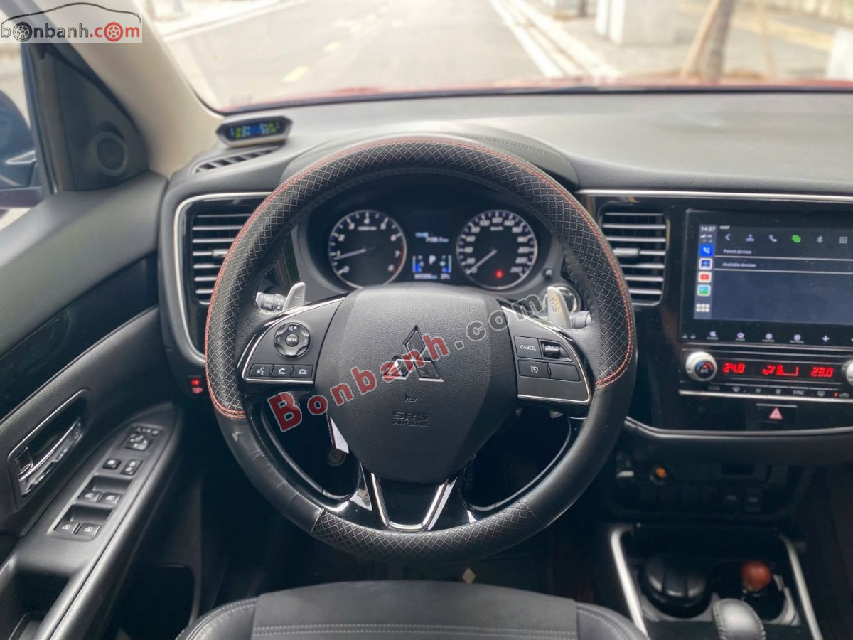 Bán ô tô Mitsubishi Outlander 2.0 CVT - 2022 - xe cũ