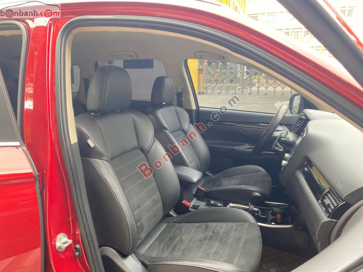 Bán ô tô Mitsubishi Outlander 2.0 CVT - 2022 - xe cũ