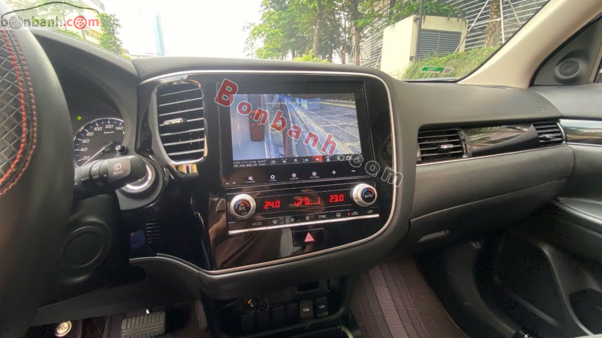 Bán ô tô Mitsubishi Outlander 2.0 CVT - 2022 - xe cũ