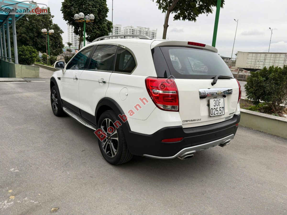 Bán ô tô Chevrolet Captiva LTZ 2.4 AT - 2015 - xe cũ