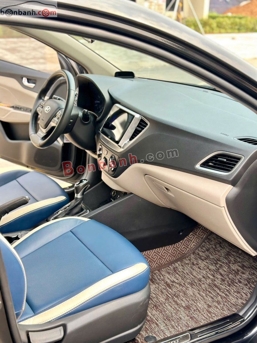 Bán ô tô Hyundai Accent 1.4 AT - 2018 - xe cũ