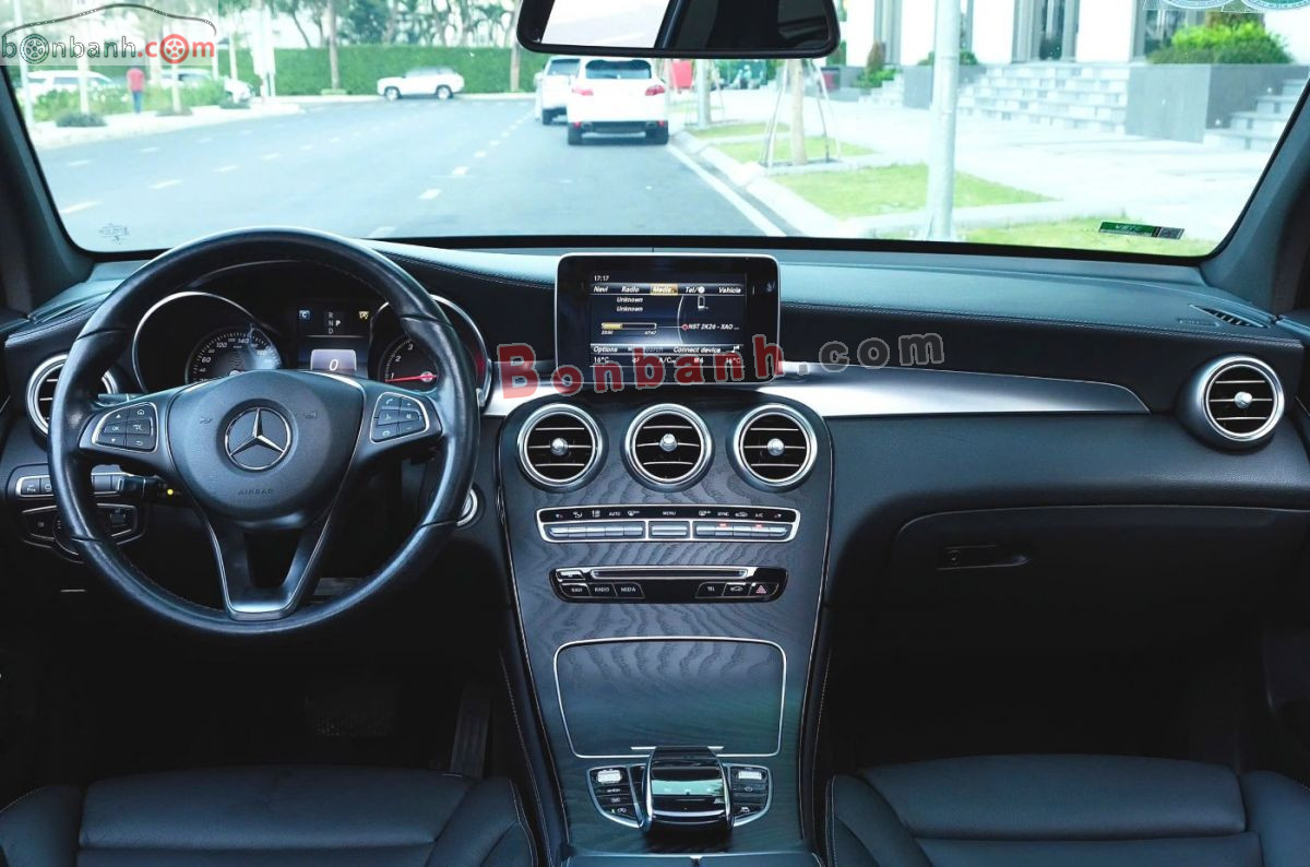 Bán ô tô Mercedes Benz GLC 300 4Matic - 2018 - xe cũ
