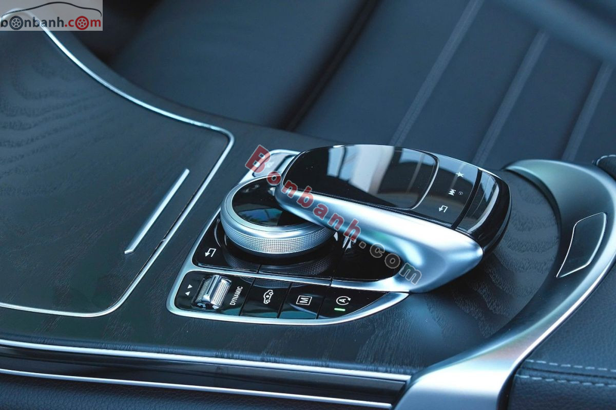 Bán ô tô Mercedes Benz GLC 300 4Matic - 2018 - xe cũ