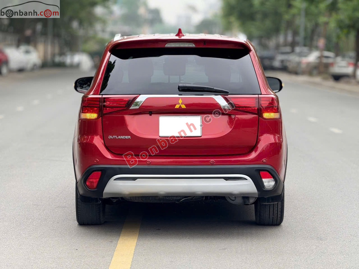 Bán ô tô Mitsubishi Outlander Premium 2.0 CVT - 2021 - xe cũ