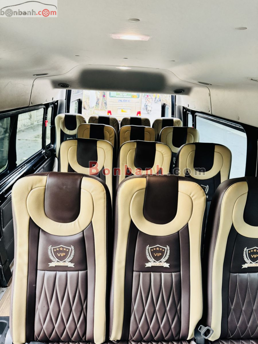 Bán ô tô Ford Transit Tiêu chuẩn - 2022 - xe cũ