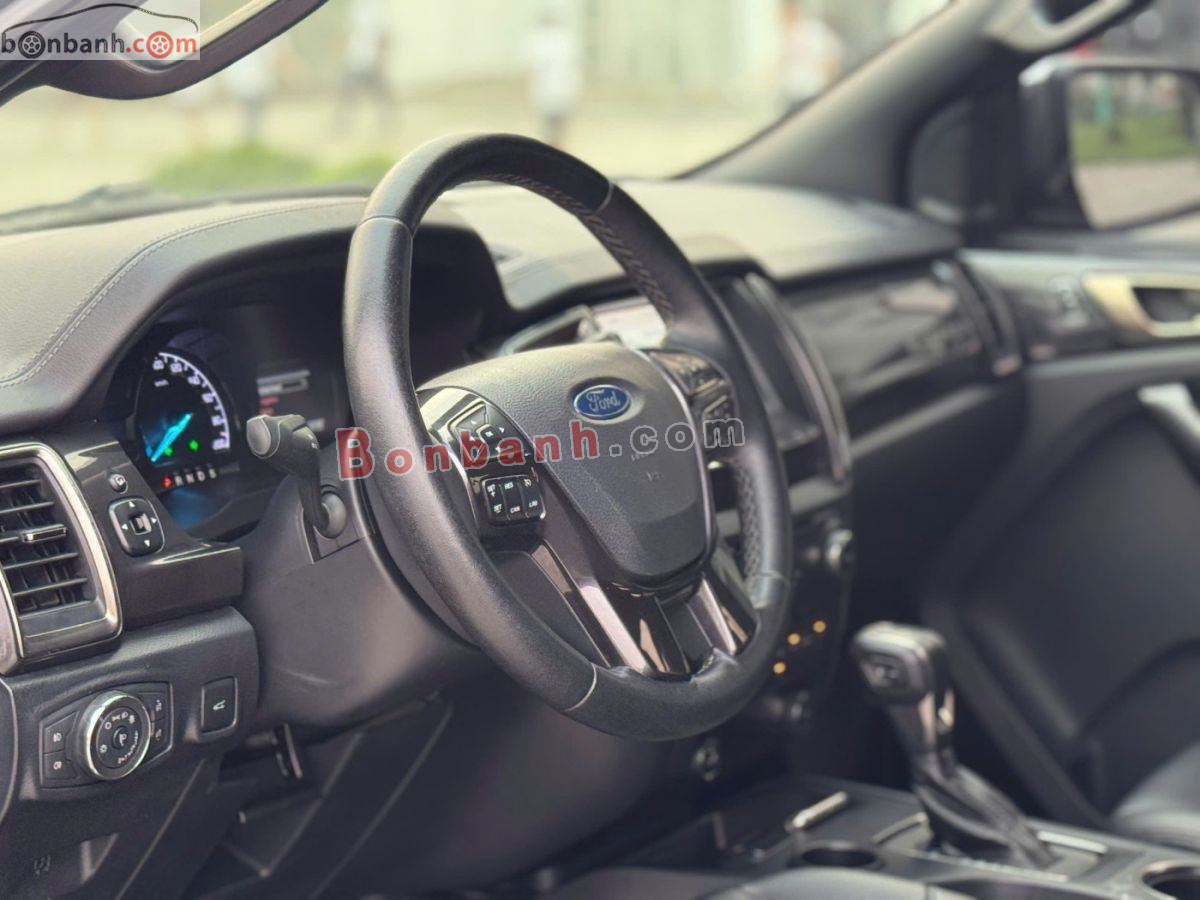 Bán ô tô Ford Everest Titanium 2.0L 4x2 AT - 2020 - xe cũ