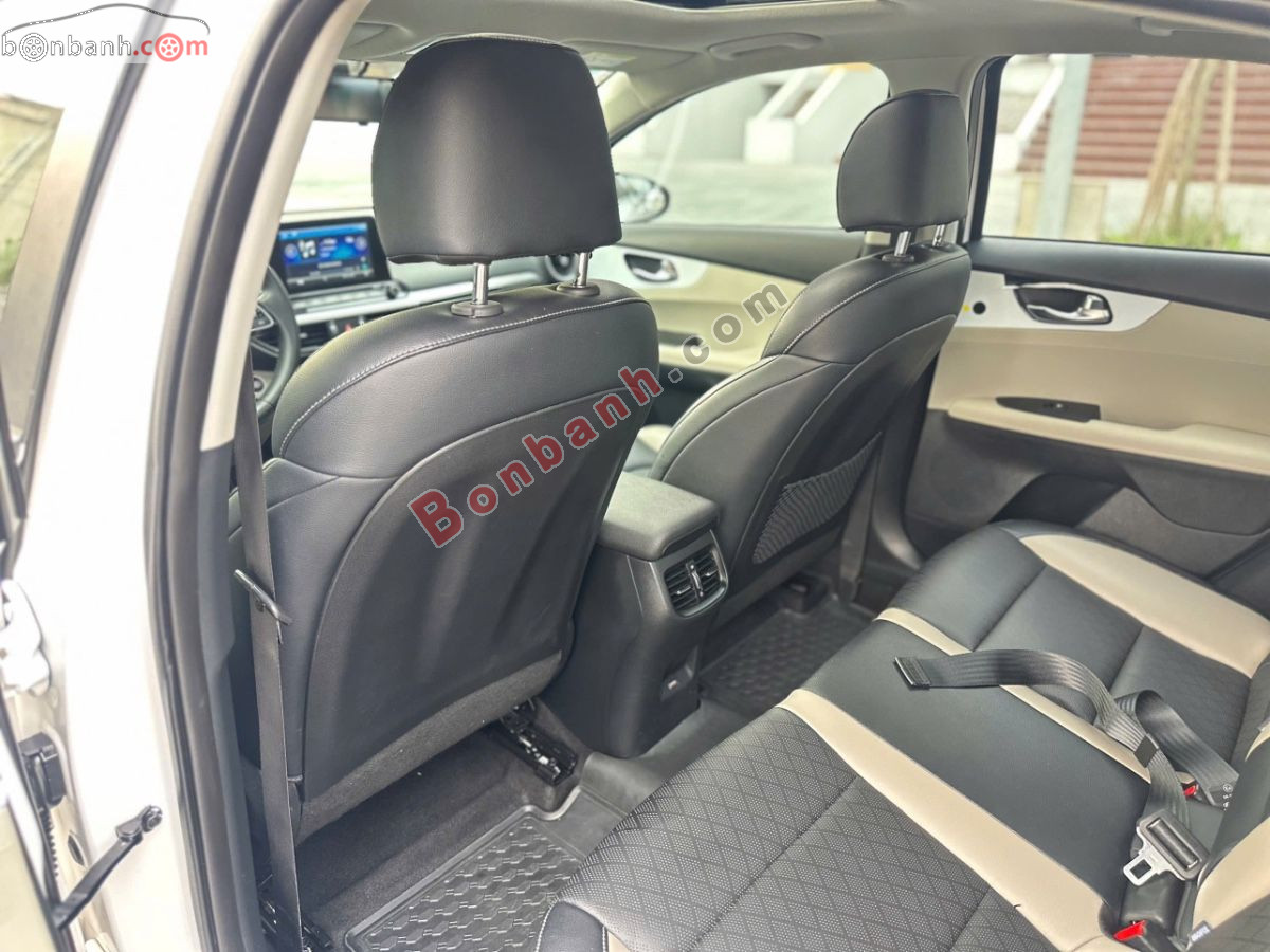 Bán ô tô Kia K3 Luxury 1.6 AT - 2024 - xe cũ