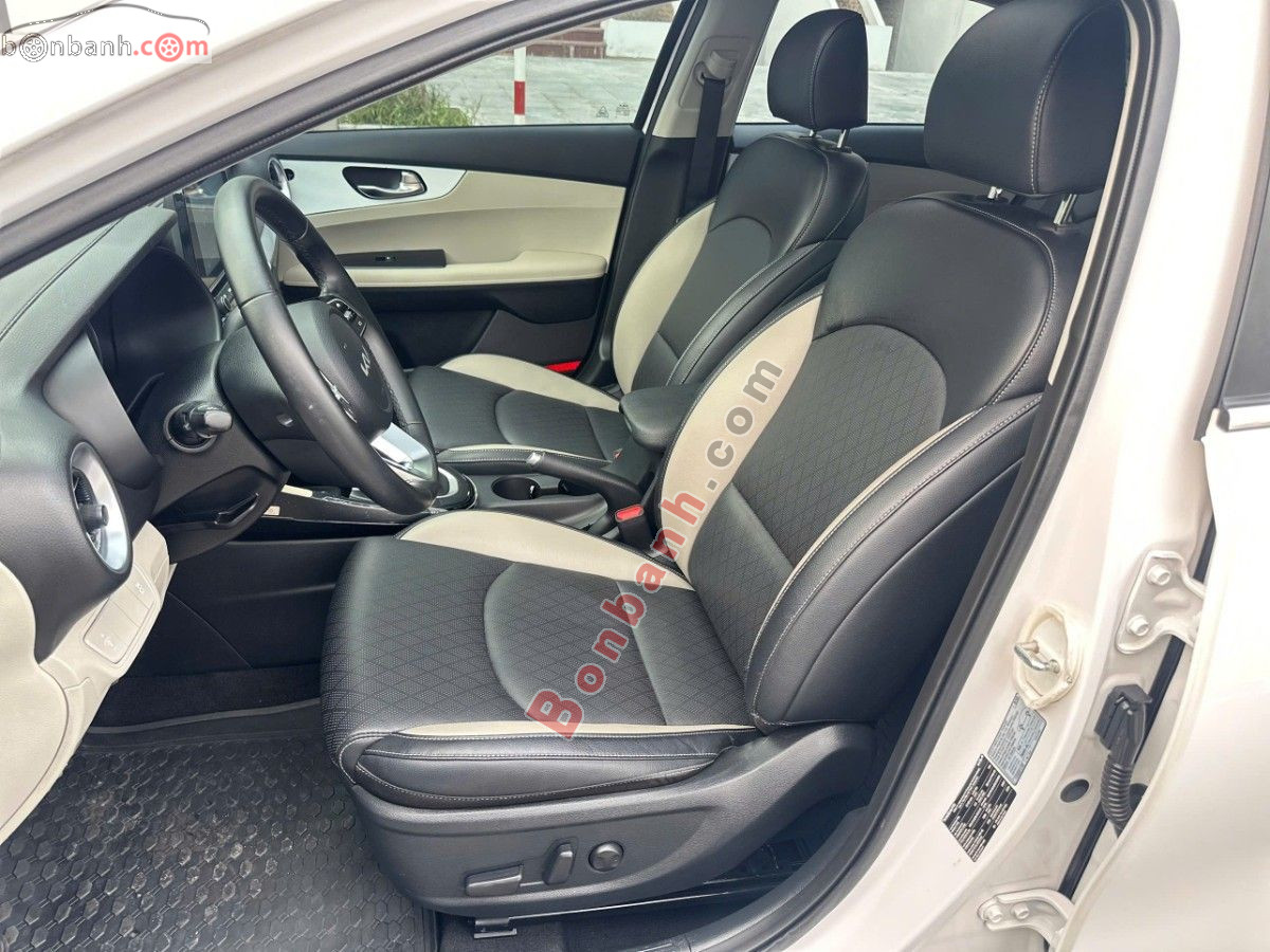 Bán ô tô Kia K3 Luxury 1.6 AT - 2024 - xe cũ