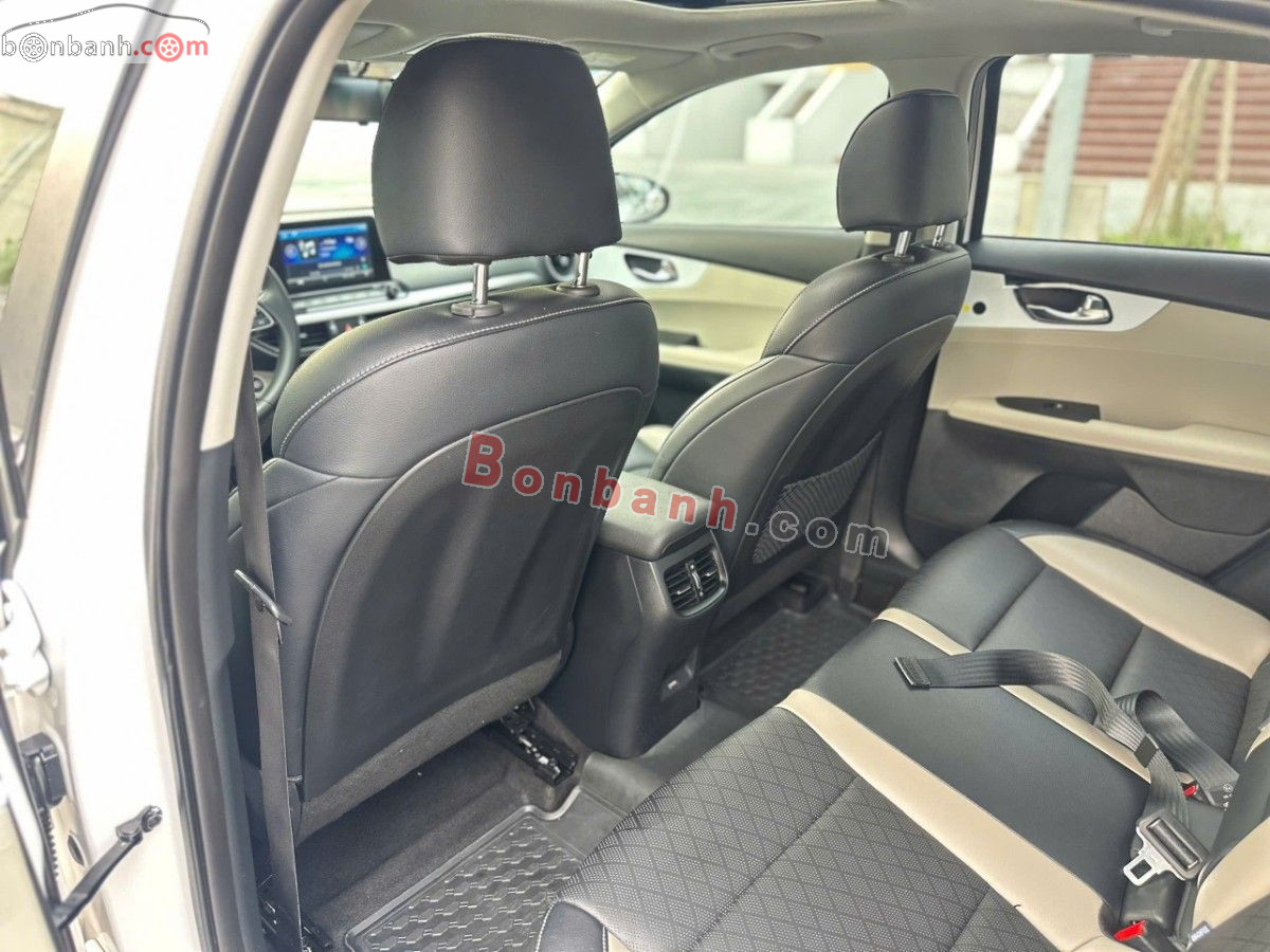 Bán ô tô Kia K3 Luxury 1.6 AT - 2024 - xe cũ