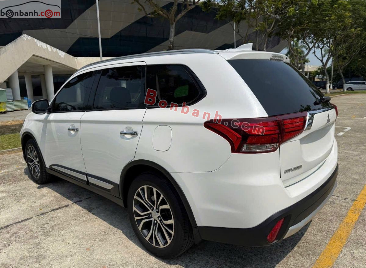 Bán ô tô Mitsubishi Outlander 2.0 CVT - 2019 - xe cũ