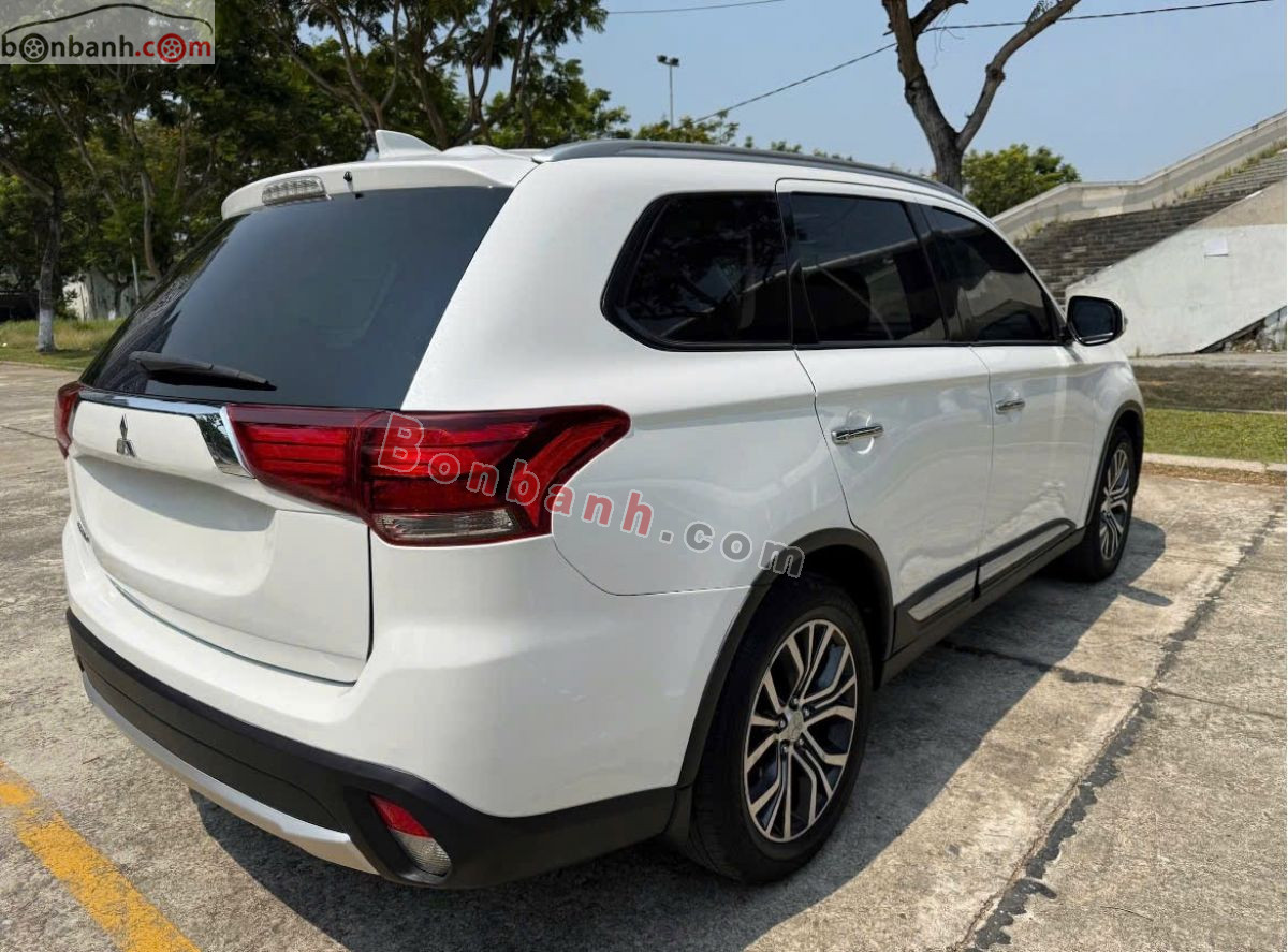 Bán ô tô Mitsubishi Outlander 2.0 CVT - 2019 - xe cũ