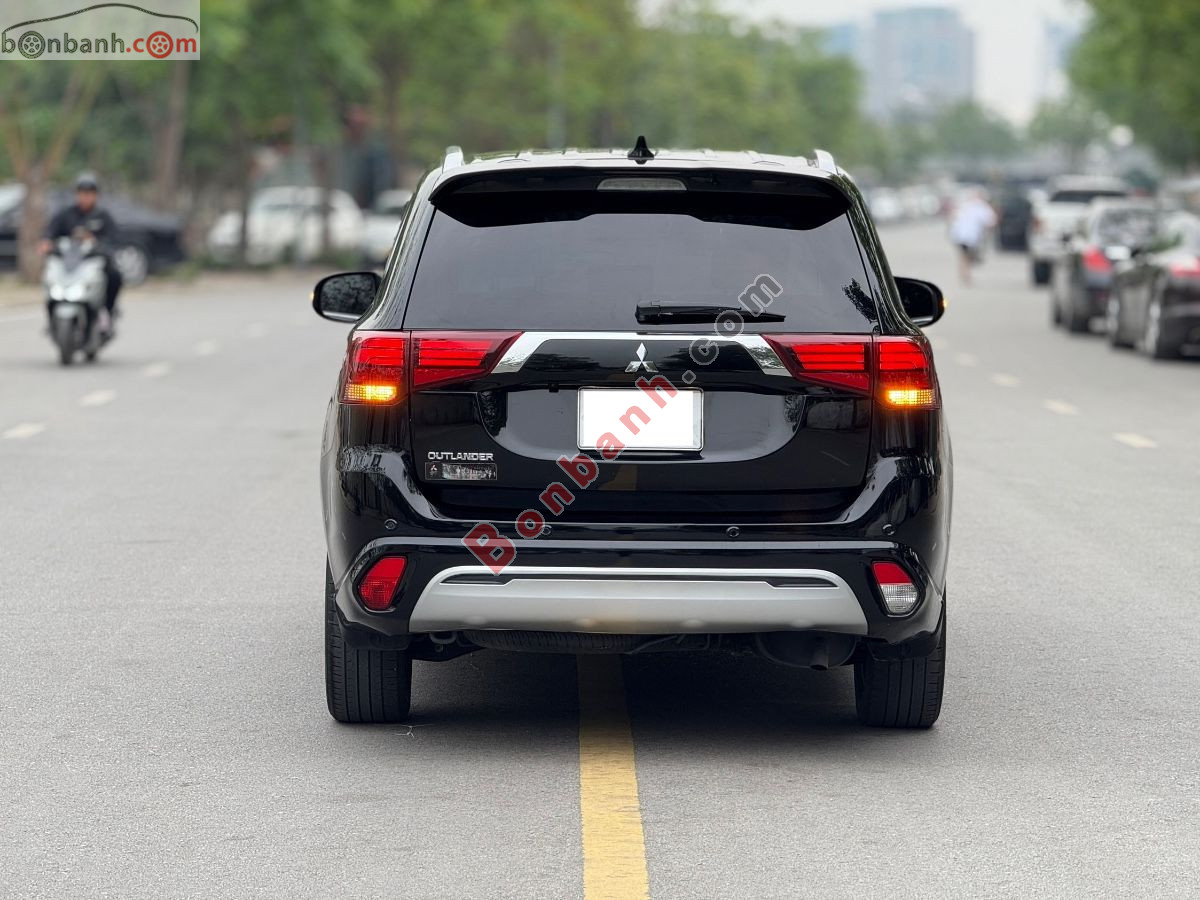 Bán ô tô Mitsubishi Outlander 2.0 CVT - 2022 - xe cũ