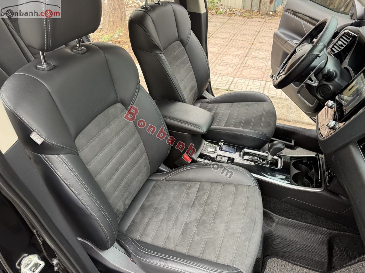 Bán ô tô Mitsubishi Outlander 2.0 CVT - 2022 - xe cũ