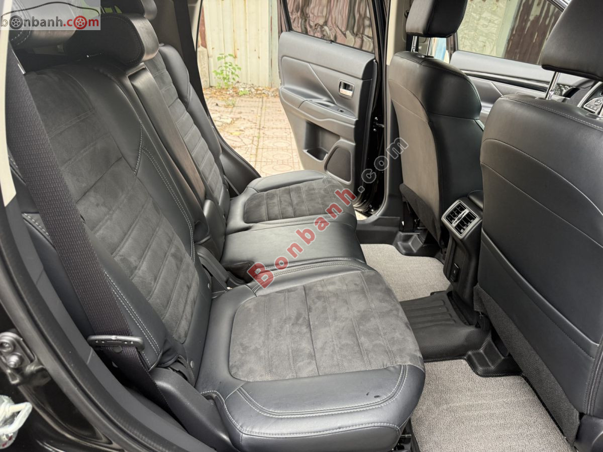 Bán ô tô Mitsubishi Outlander 2.0 CVT - 2022 - xe cũ