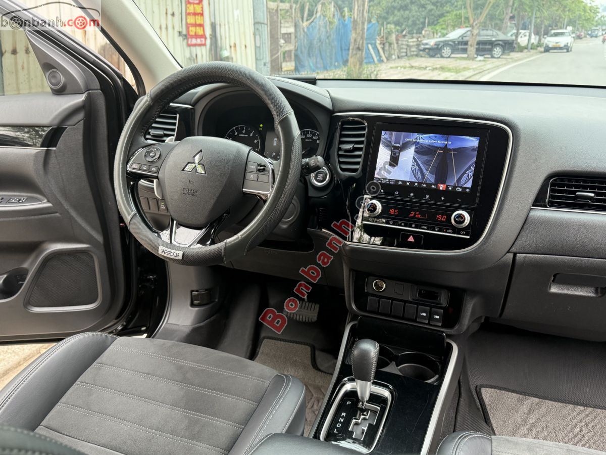 Bán ô tô Mitsubishi Outlander 2.0 CVT - 2022 - xe cũ