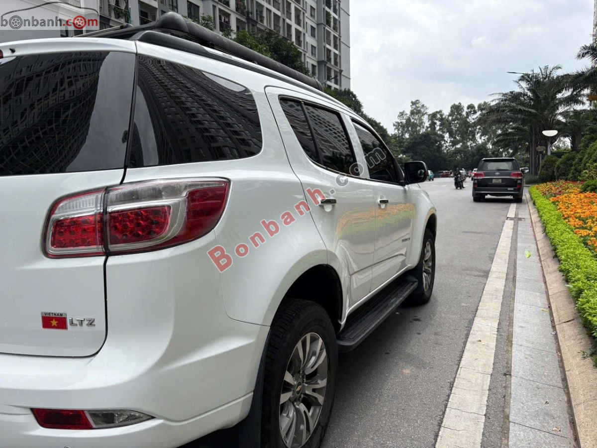 Bán ô tô Chevrolet Trailblazer LTZ 2.5L VGT 4x4 AT - 2018 - xe cũ