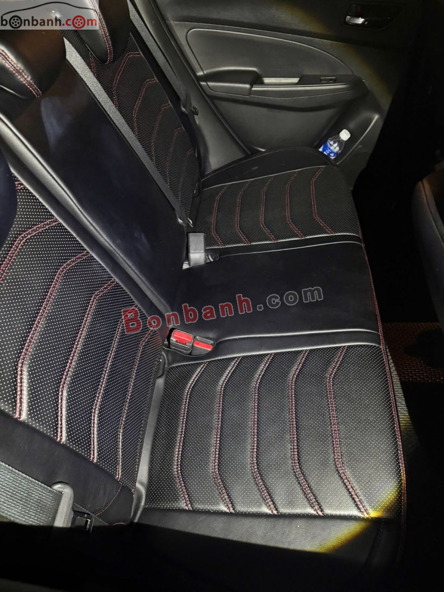 Bán ô tô Suzuki Swift GLX 1.2 AT - 2023 - xe cũ