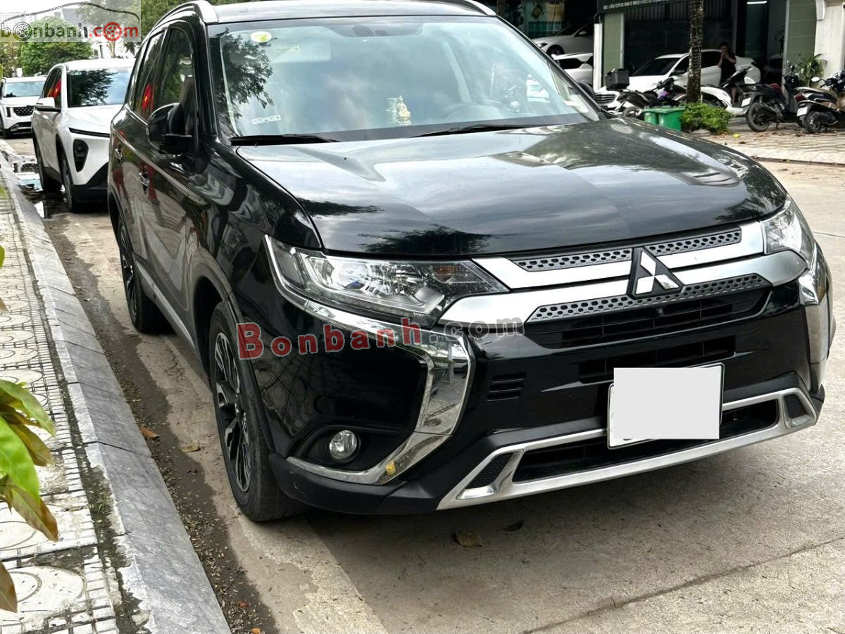 Bán ô tô Mitsubishi Outlander 2.0 CVT - 2021 - xe cũ