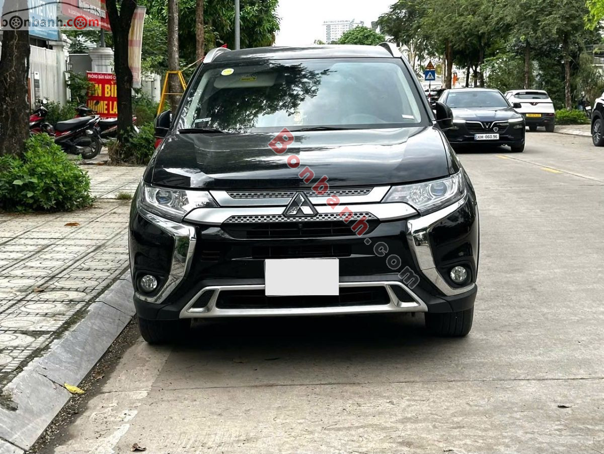 Bán ô tô Mitsubishi Outlander 2.0 CVT - 2021 - xe cũ