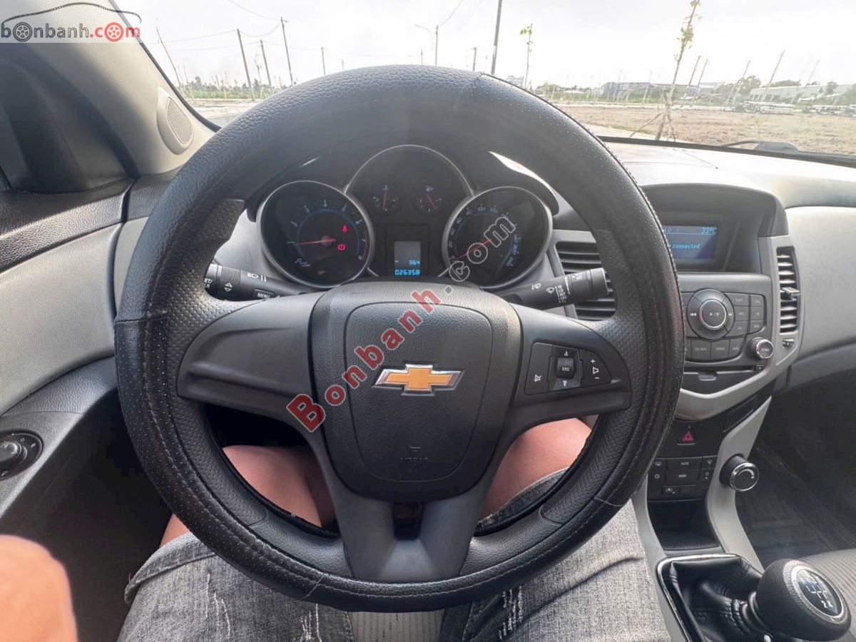 Bán ô tô Chevrolet Cruze LT 1.6 MT - 2016 - xe cũ