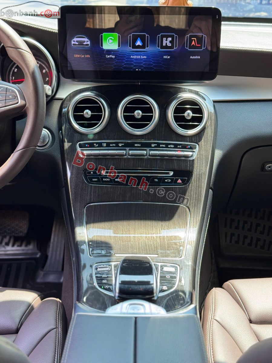 Bán ô tô Mercedes Benz GLC 250 4Matic - 2017 - xe cũ