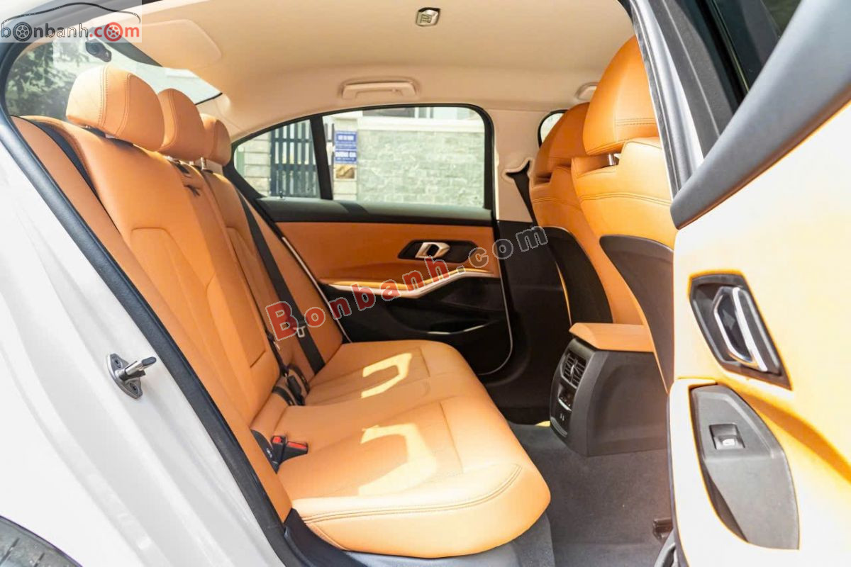 Bán ô tô BMW 3 Series 320i Sport Line - 2025 - xe cũ