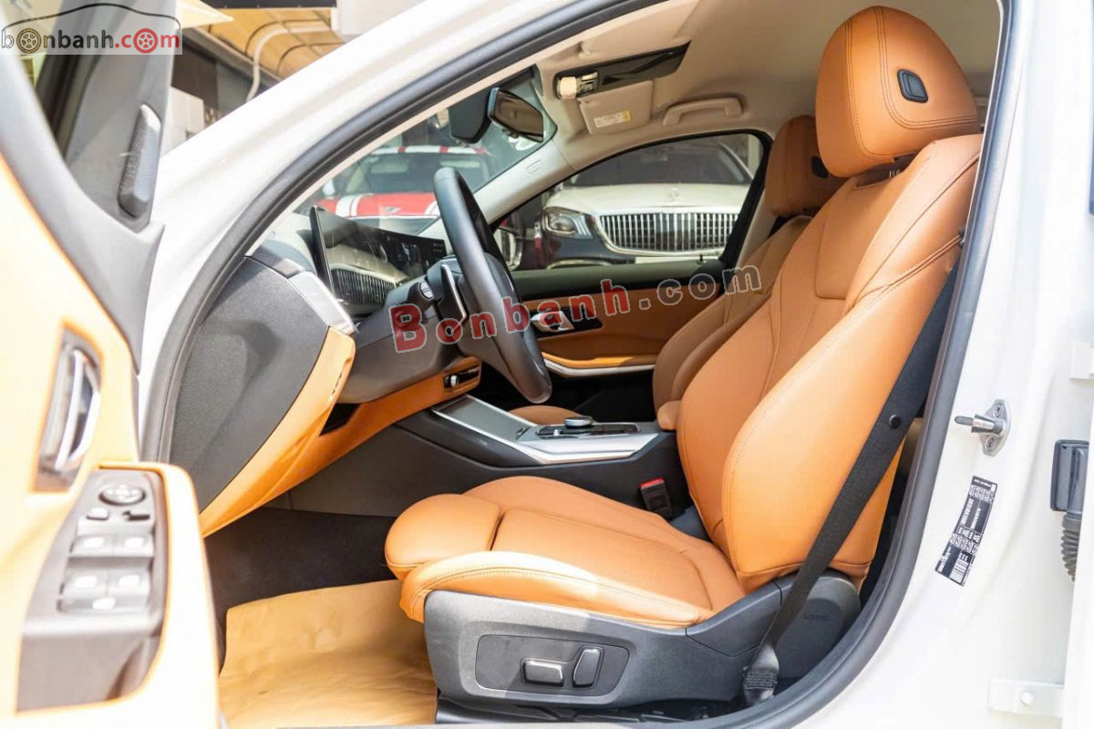 Bán ô tô BMW 3 Series 320i Sport Line - 2025 - xe cũ