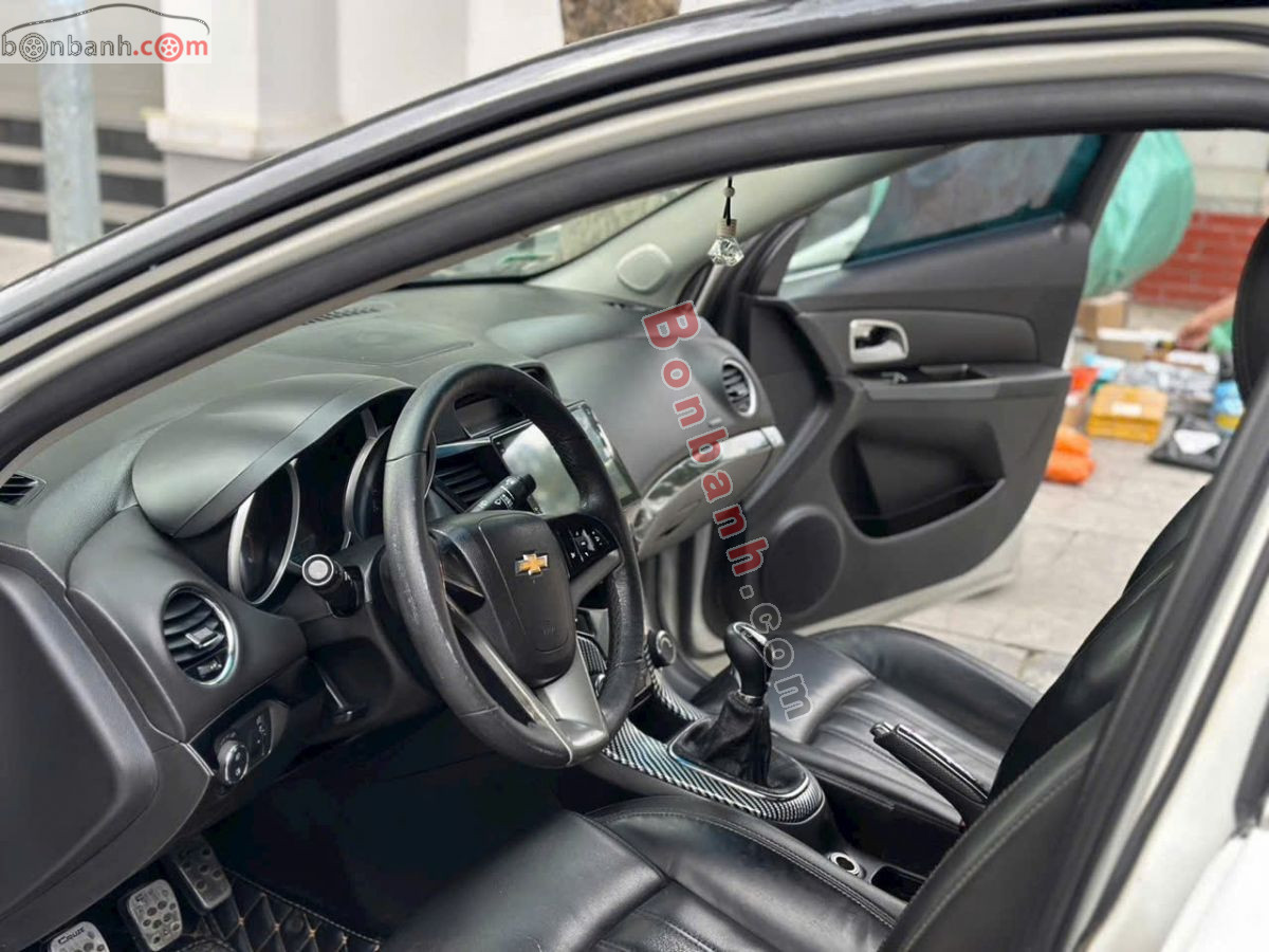 Bán ô tô Chevrolet Cruze LT 1.6L - 2017 - xe cũ