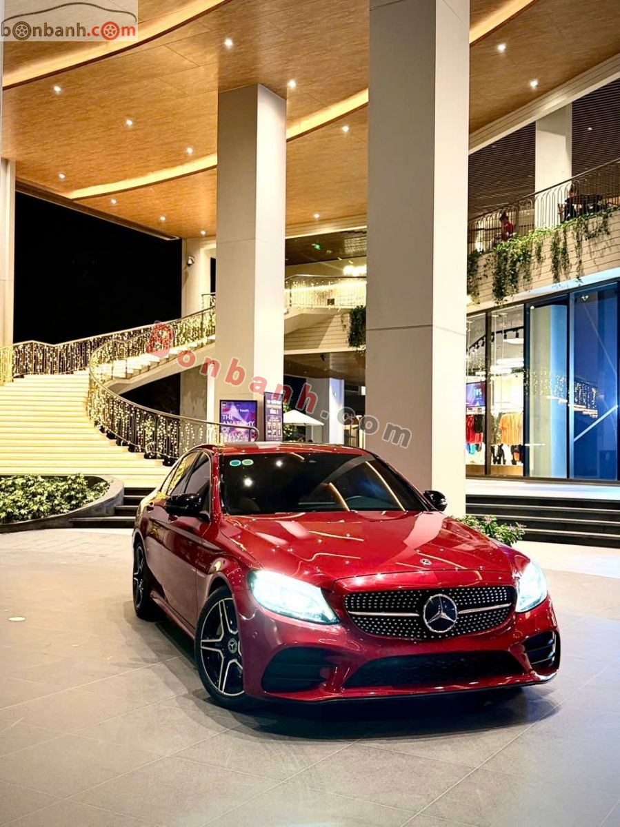 Bán ô tô Mercedes Benz C class C300 AMG - 2019 - xe cũ