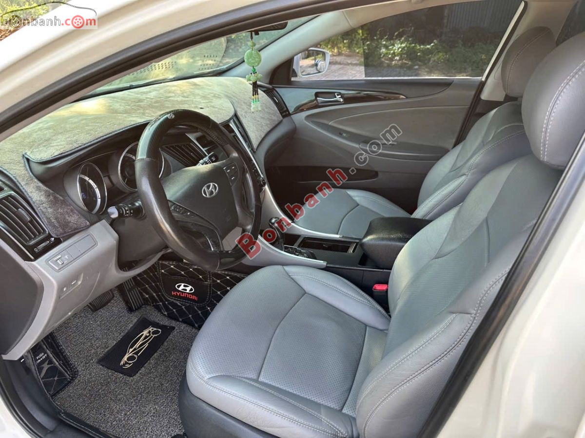 Bán ô tô Hyundai Sonata 2.0 AT - 2012 - xe cũ