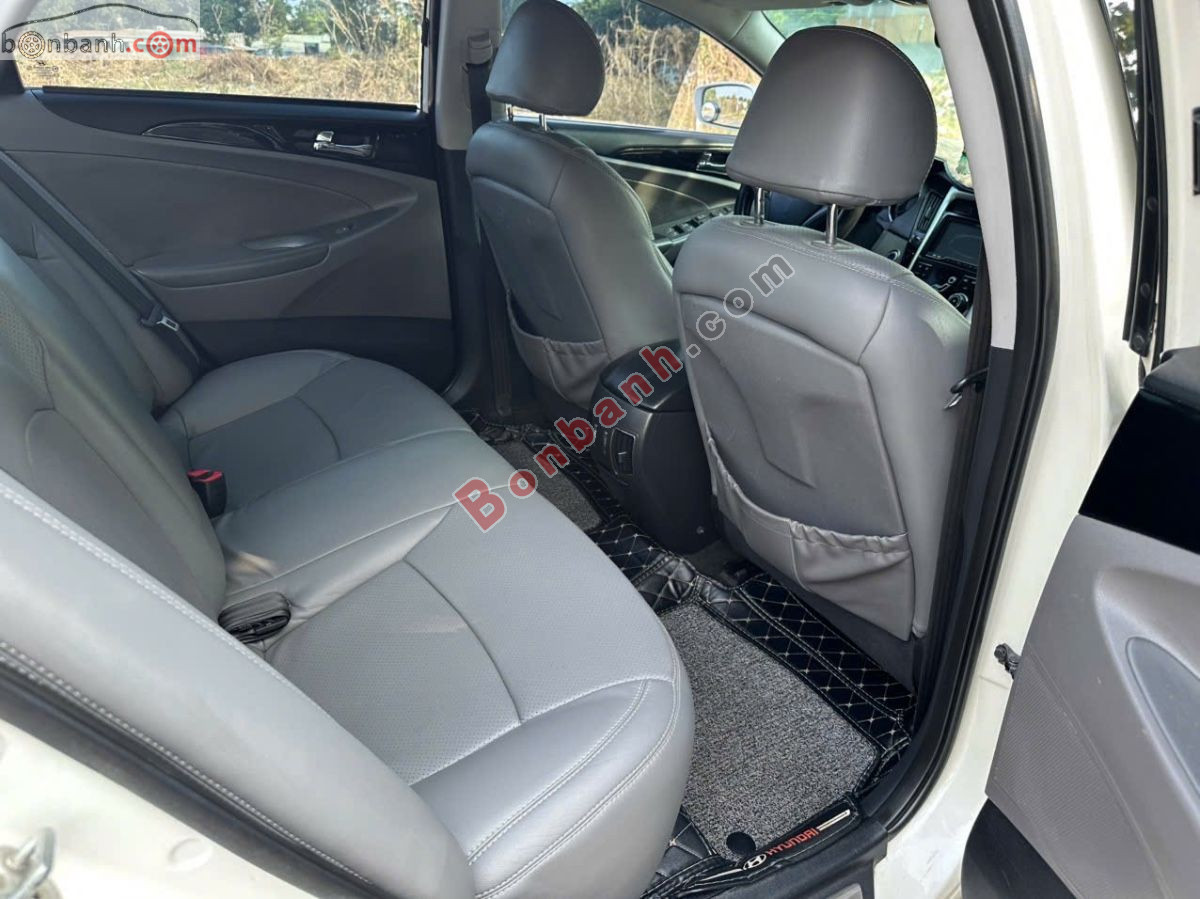 Bán ô tô Hyundai Sonata 2.0 AT - 2012 - xe cũ
