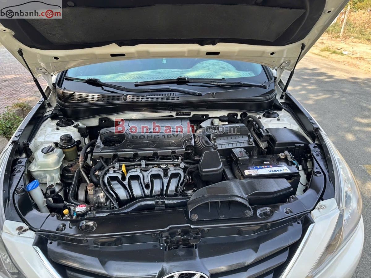 Bán ô tô Hyundai Sonata 2.0 AT - 2012 - xe cũ