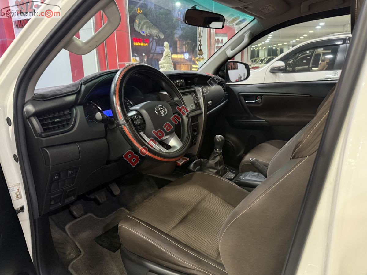 Bán ô tô Toyota Fortuner 2.4G 4x2 MT - 2019 - xe cũ