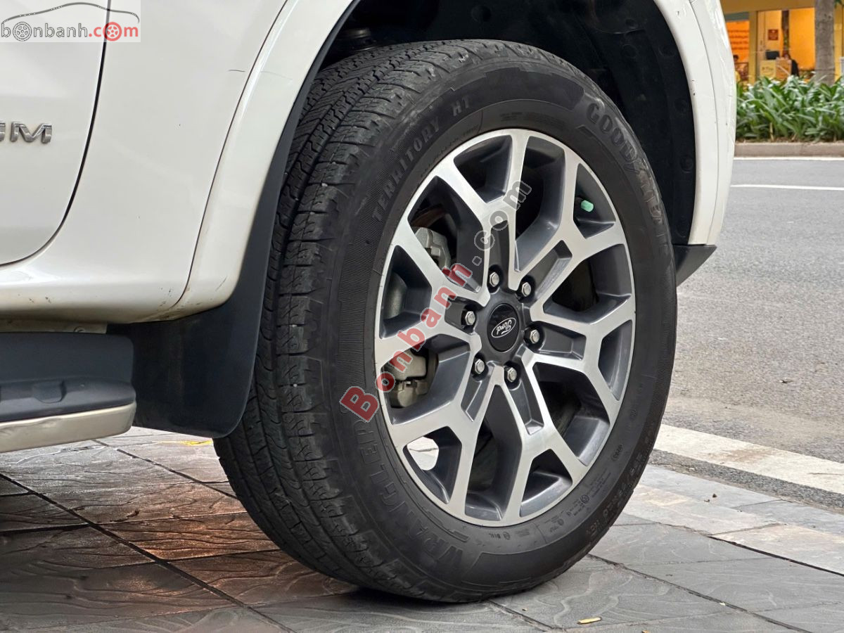 Bán ô tô Ford Everest Titanium 2.0L 4x2 AT - 2023 - xe cũ